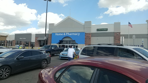 Department Store «Walmart Supercenter», reviews and photos, 2321 Charles St, Anderson, IN 46013, USA