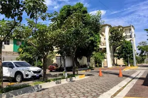 Apartamentos Villa Maquilishuat image