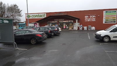 Carrefour Contact à Saint-Aulaye-Puymangou