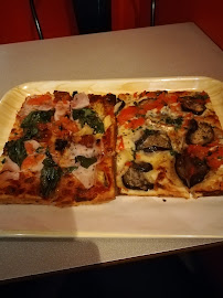 Pain plat du Pizzas à emporter Pizza Rustica à Paris - n°5