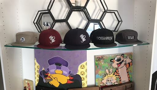 Tobacco Shop «Natural State Glass Gallery & Smoke Shop», reviews and photos, 740 S Salem Rd #102, Conway, AR 72034, USA