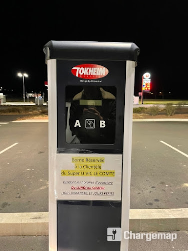 Station de recharge pour véhicules électriques à Vic-le-Comte