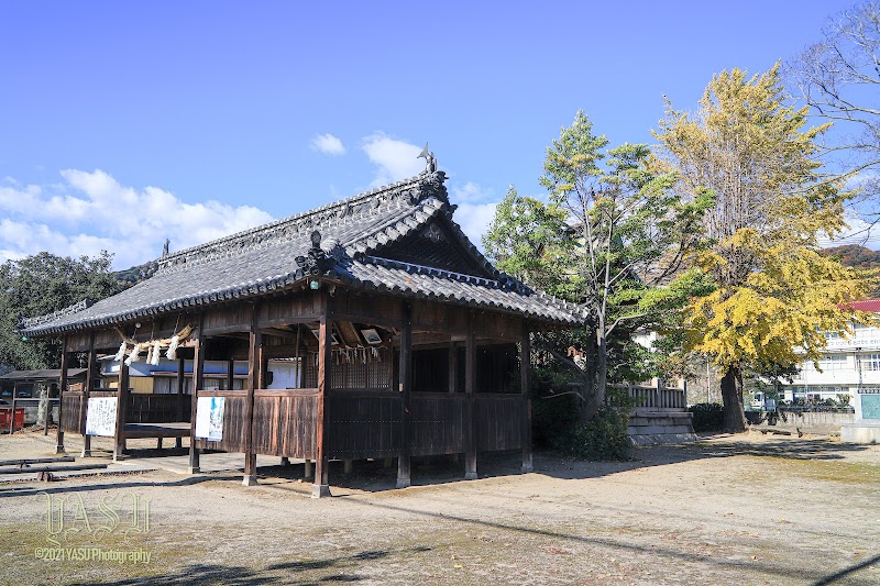 神島神社(興世明神)