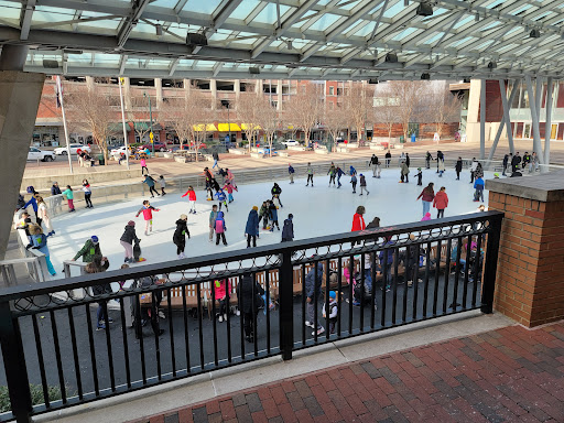 Shopping Mall «Downtown Silver Spring», reviews and photos, 908 Ellsworth Dr, Silver Spring, MD 20910, USA