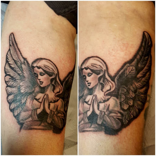 Explore 1 4 tattoo sleeve ideas, creative tattoo ideas in Tucson, available at Tattoo Azteca Inc