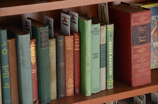 Book Store «Pageturners Bookstore», reviews and photos, 101 E Salem Ave, Indianola, IA 50125, USA