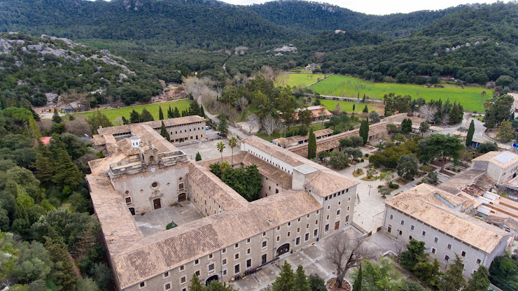 Photos du propriétaire hôtels Monastère de Lluc 07315 Lluc