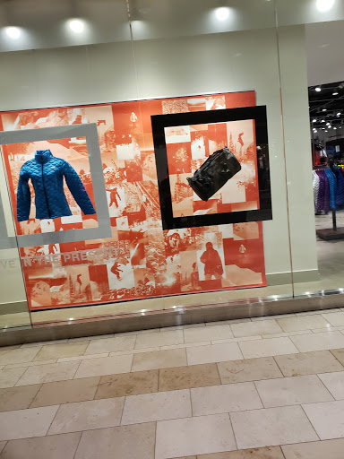 Clothing Store «The North Face», reviews and photos, 1001 Bellevue Way NE, Bellevue, WA 98004, USA
