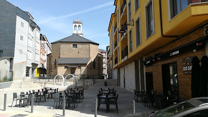 Cafe Teatro Bajo 5 - Pl. do Sagrado, 5, 32300 O Barco, Province of Ourense, Spain
