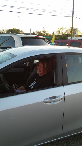 Used Car Dealer «Hertz Car Sales Cincinnati», reviews and photos, 1438 E Galbraith Rd, Cincinnati, OH 45215, USA