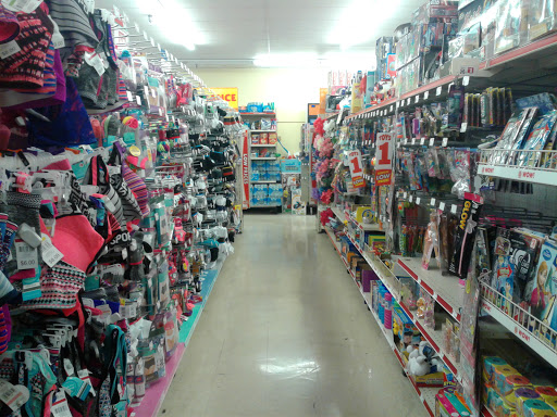 Dollar Store «FAMILY DOLLAR», reviews and photos, 125 E Gladstone St, Azusa, CA 91702, USA