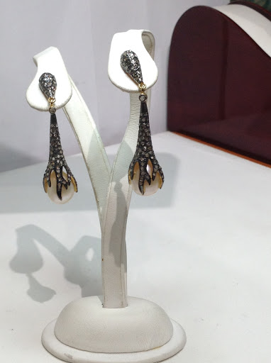 Jeweler «La Jolla Fine Jewelry», reviews and photos, 111 S Main St, Chelsea, MI 48118, USA