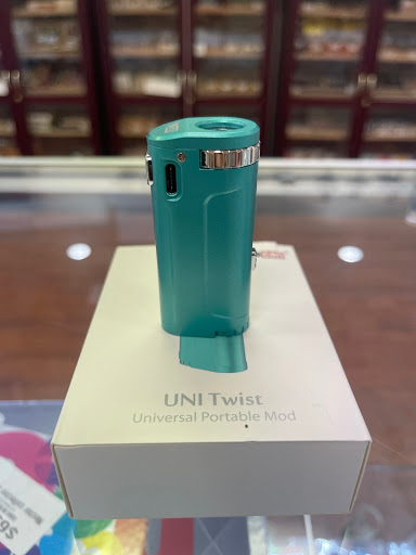 Vaporizer Store «Cigar n Vape Fairfax», reviews and photos, 11106 Lee Hwy, Fairfax, VA 22030, USA