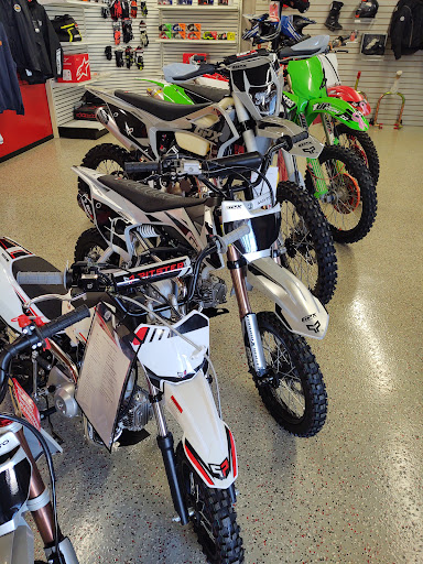 Motorcycle Repair Shop «1Up Motorsports», reviews and photos, 645 N 1st St, Dixon, CA 95620, USA