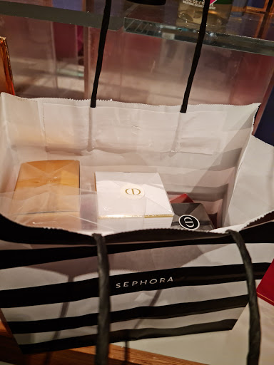 Cosmetics Store «SEPHORA», reviews and photos, 7479 N Kendall Dr, Miami, FL 33156, USA