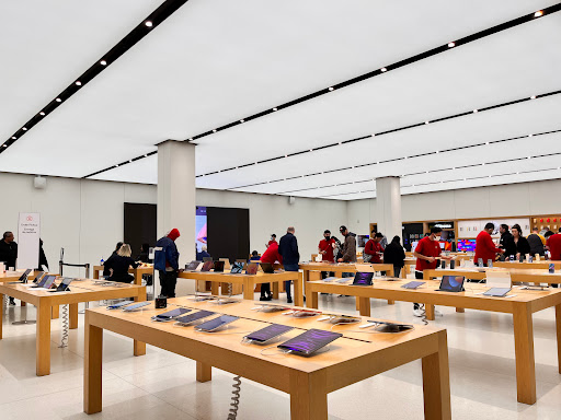 Apple Sherman Oaks image