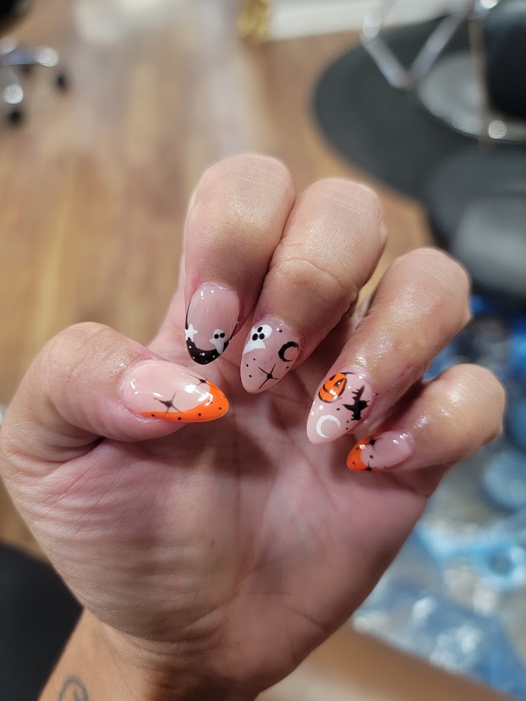 Amazing Hair & Nail Salon 34769