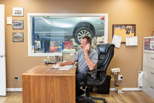 Used Car Dealer «MJS Car Sales & Service», reviews and photos, 2237 N 3rd St, St Charles, MO 63301, USA