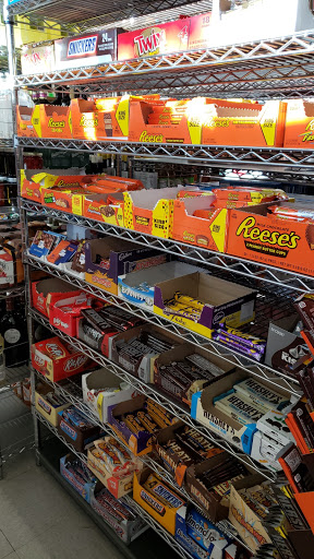 Liquor Store «Holly Market», reviews and photos, 491 Laurel St, San Carlos, CA 94070, USA