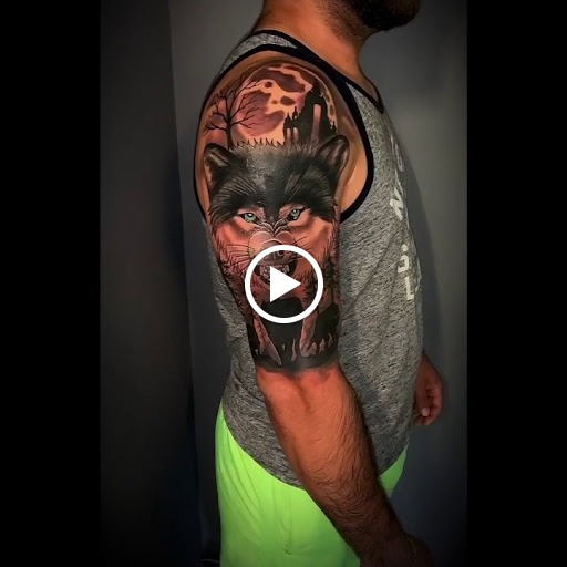 Explore honduras tattoo ideas, creative tattoo ideas in Miami, available at Por vida tattoos