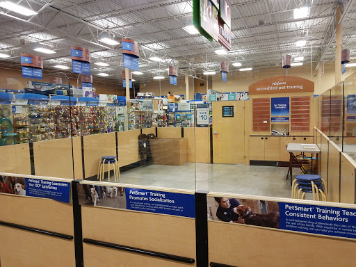 Pet Supply Store «PetSmart», reviews and photos, 1900 W International Speedway Blvd, Daytona Beach, FL 32114, USA