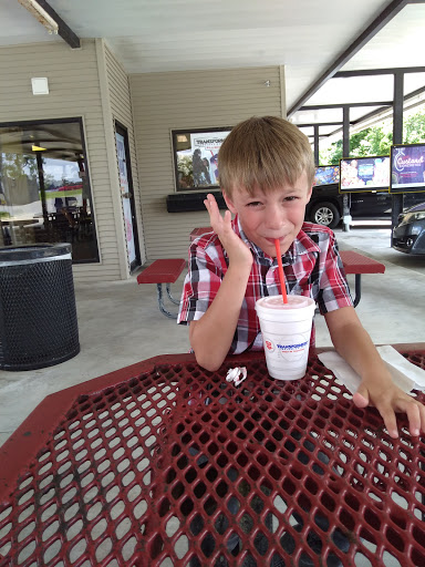 Fast Food Restaurant «Sonic Drive-In», reviews and photos, 1114 Hillcrest Pkwy, Dublin, GA 31021, USA