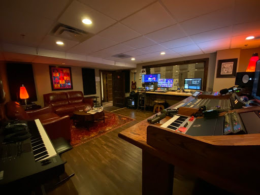 Live Music Venue «MadLife Stage & Studios», reviews and photos, 8722 Main St, Woodstock, GA 30188, USA