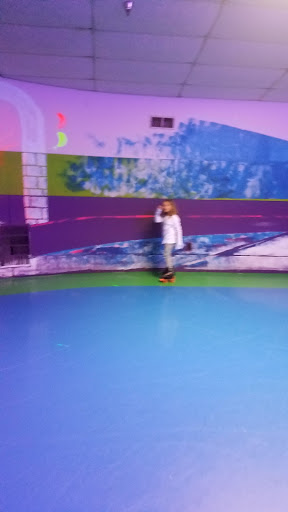 Roller Skating Rink «Skate Estate», reviews and photos, 3401 Vestal Rd, Vestal, NY 13850, USA