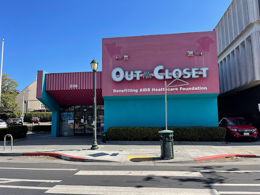 Thrift Store «Out of the Closet Oakland», reviews and photos, 238 E 18th St, Oakland, CA 94606, USA