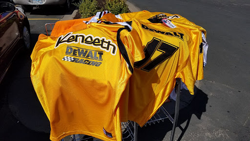 Bar & Grill «The Lookout Bar & Grill», reviews and photos, 8672 Pineview Ln N, Maple Grove, MN 55369, USA