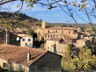 Ostal de Bhakti à Quillan