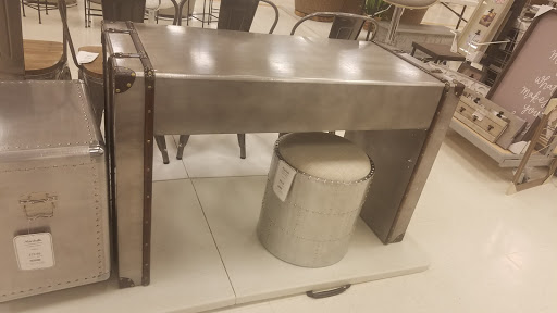 Shopping Mall «Seminole Square Shopping Center», reviews and photos, 200 Zan Rd, Charlottesville, VA 22901, USA