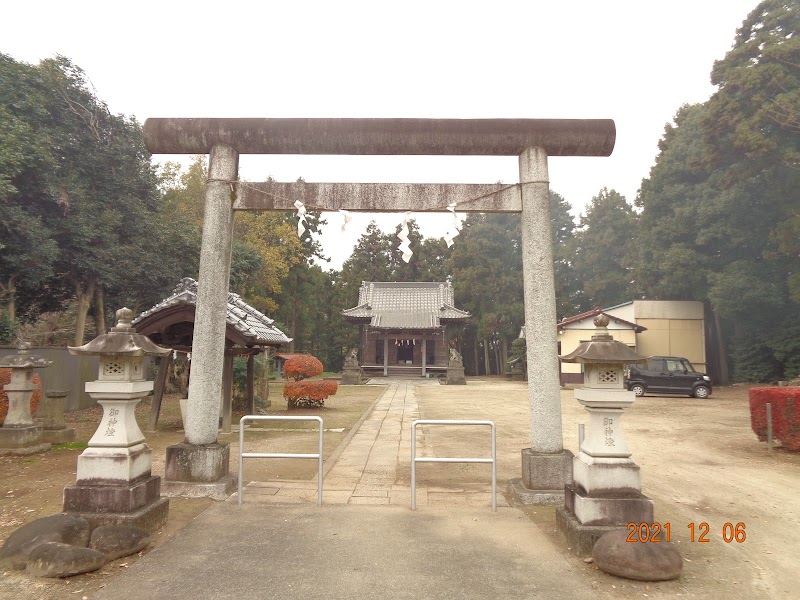 須賀神社社殿新築記念碑