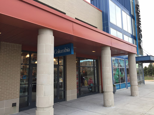 Sportswear Store «Columbia Sportswear Outlet Store», reviews and photos, 130 Christopher Columbus Blvd #1265, Atlantic City, NJ 08401, USA