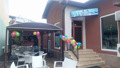 bar