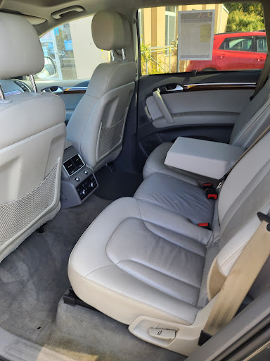 Used Car Dealer «J & A Auto Center», reviews and photos, 211 Broadway, Raynham, MA 02767, USA