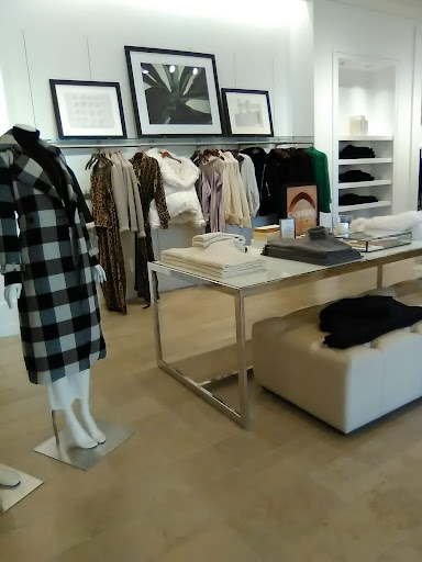 Shopping Mall «Dedham Mall», reviews and photos, 300 Providence Hwy, Dedham, MA 02026, USA