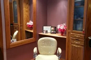 Unique Salon & Spa image