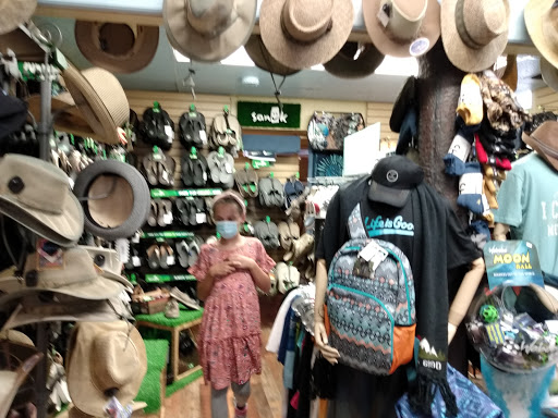 Clothing Store «Walk In the Woods», reviews and photos, 116 W 5th Ave, Mt Dora, FL 32757, USA