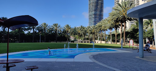 Park «Heritage Park», reviews and photos, 19200 Collins Ave, Sunny Isles Beach, FL 33160, USA