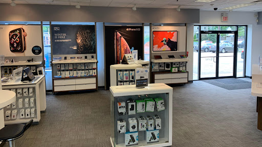 Cell Phone Store «AT&T», reviews and photos, 88 Needham St, Newton, MA 02461, USA