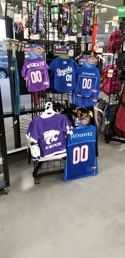 Pet Supply Store «Pet Supplies Plus», reviews and photos, 2250 N Rock Rd Ste. 110, Wichita, KS 67226, USA