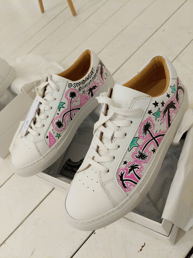 Shopping Mall «Abbot Kinney BLVD Shopping», reviews and photos, Navarre Ct, Venice, CA 90291, USA