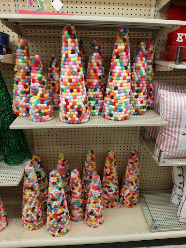 Craft Store «Hobby Lobby», reviews and photos, 910 Great E Plaza, Niles, OH 44446, USA