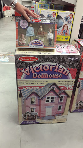 Shopping Mall «Harvard Row Mall», reviews and photos, 21762 W Eleven Mile Rd, Southfield, MI 48076, USA