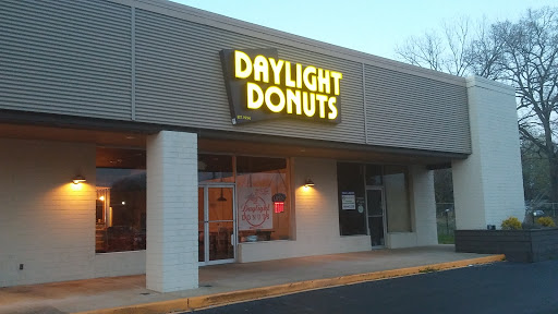 Donut Shop «Daylight Donuts», reviews and photos, 7480 Parkway Dr #132, Leeds, AL 35094, USA