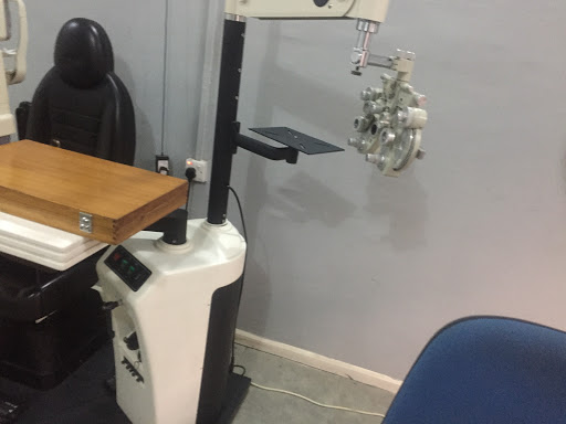 1st Contact Eye Clinic, 73 Coker Rd, Ilupeju, Lagos, Nigeria, Doctor, state Lagos