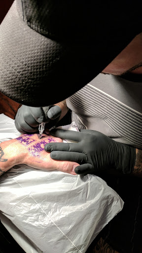 Tattoo Shop «Mountainside Tattoo & Piercing VT», reviews and photos, 55 Square, Bellows Falls, VT 05101, USA