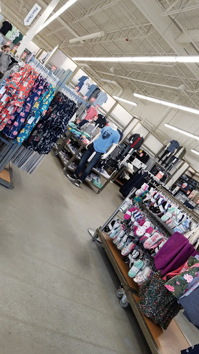 Clothing Store «Old Navy», reviews and photos, 2421 Cranberry Hwy, Wareham, MA 02571, USA