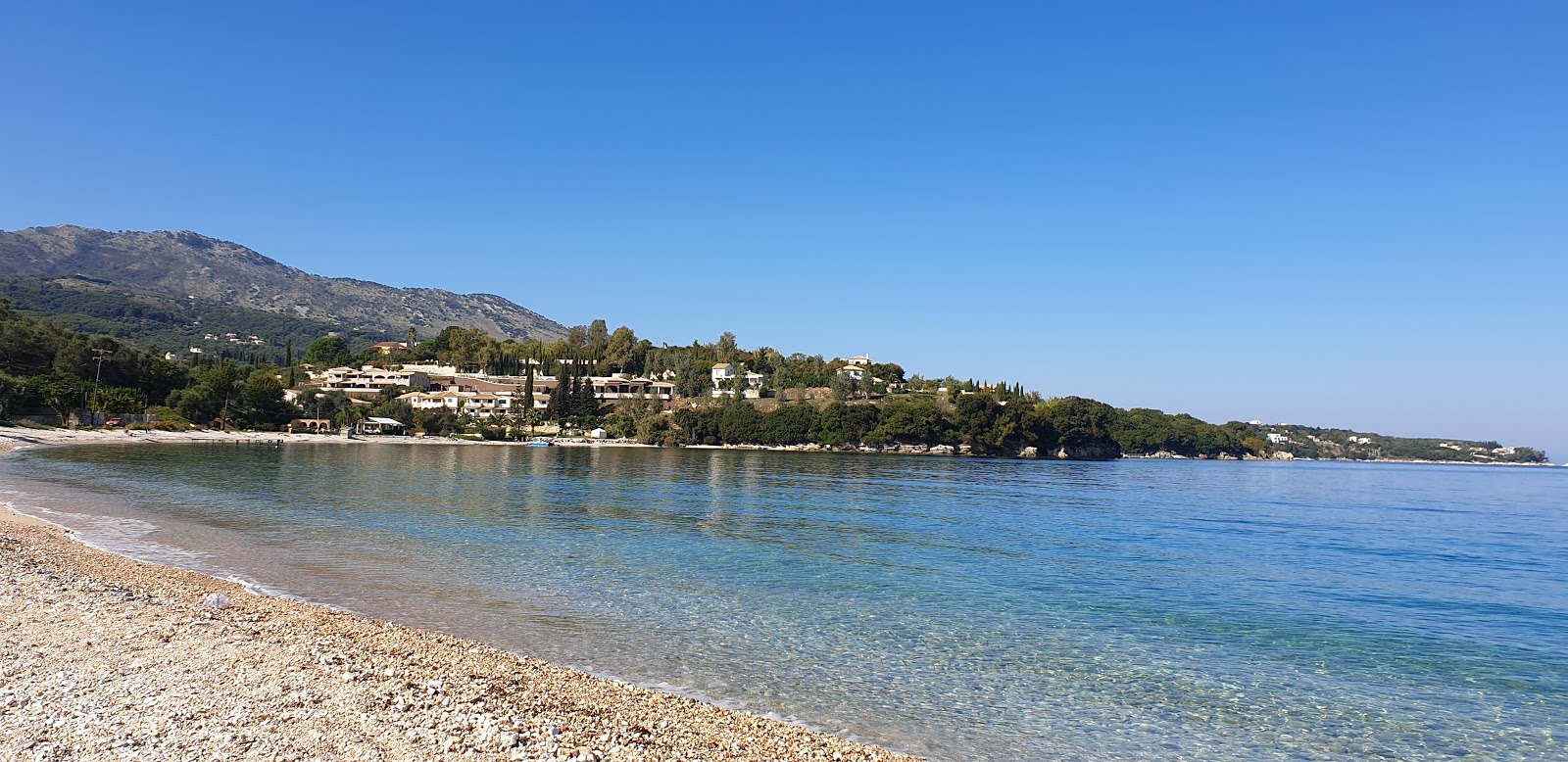 Photo of Avlaki Beach with turquoise pure water surface